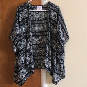 Black & White kimono